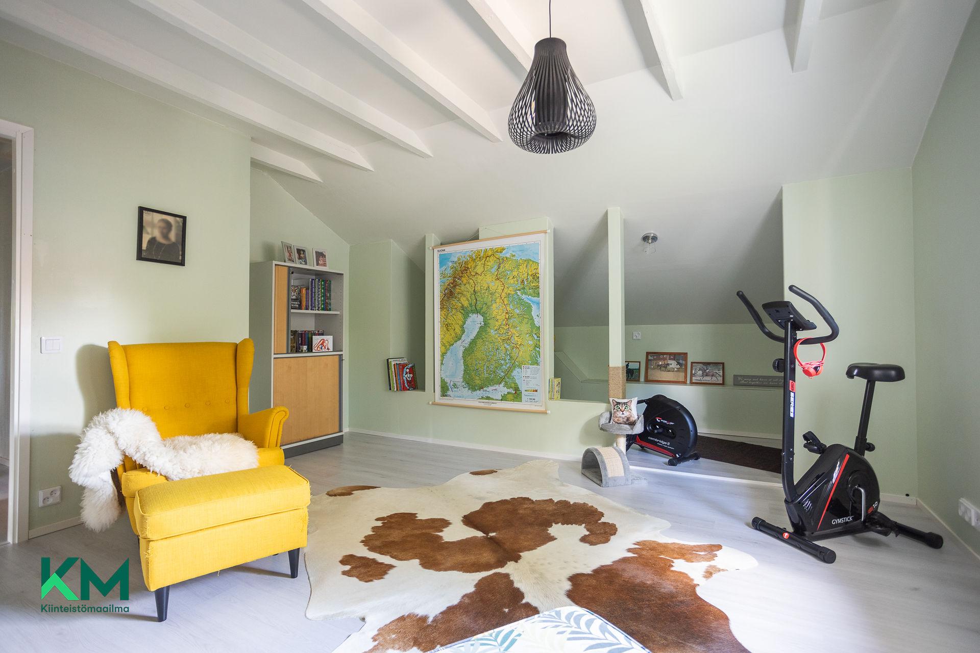 Yläkerran makuuhuone