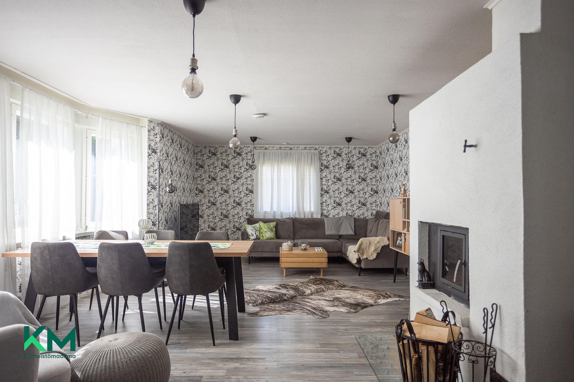 Keittiöstä olohuoneeseen