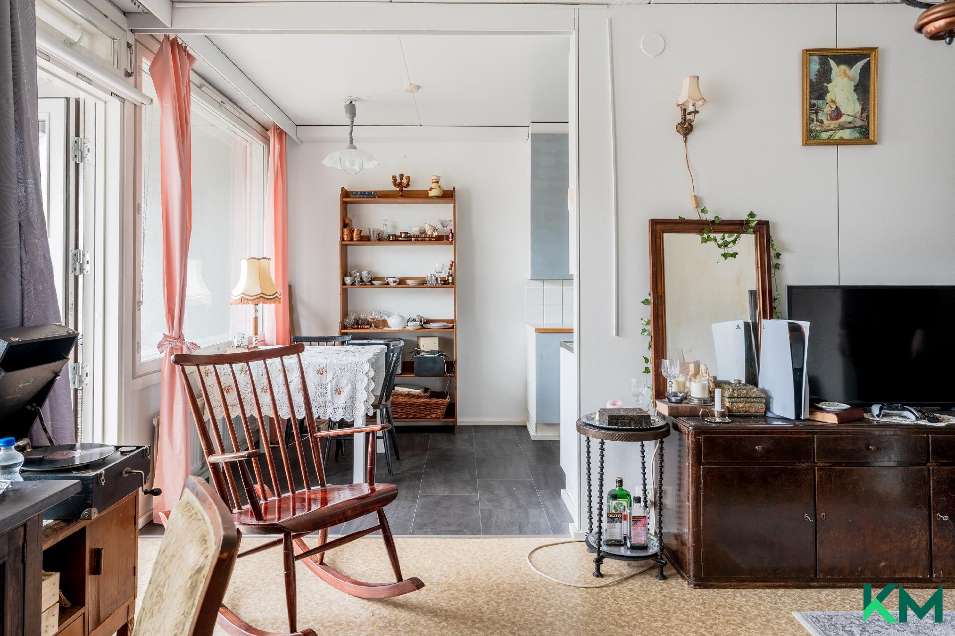 Kauppakartanonkatu 22, Itäkeskus, Helsinki