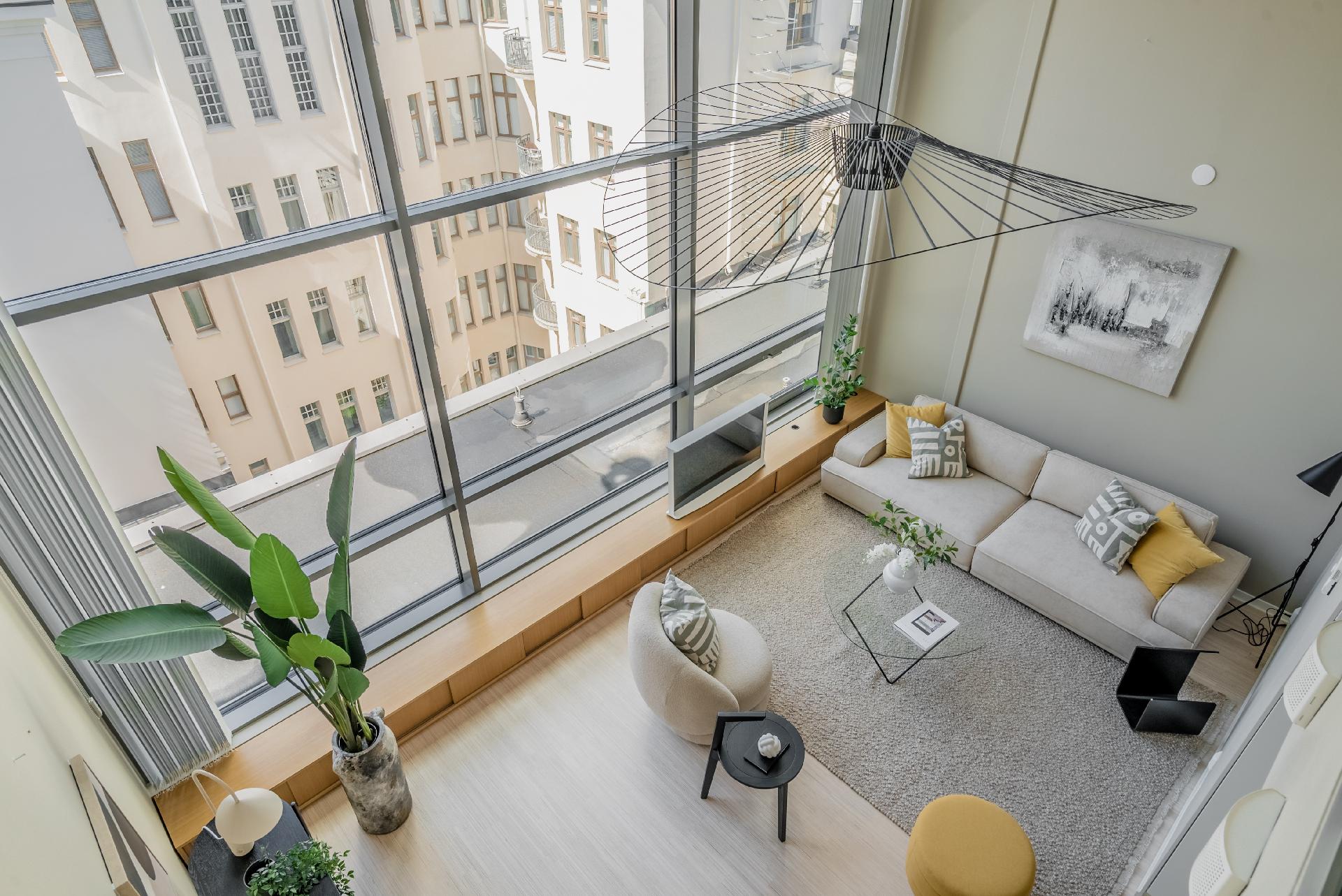 Mikonkatu 11, Kluuvi, Helsinki