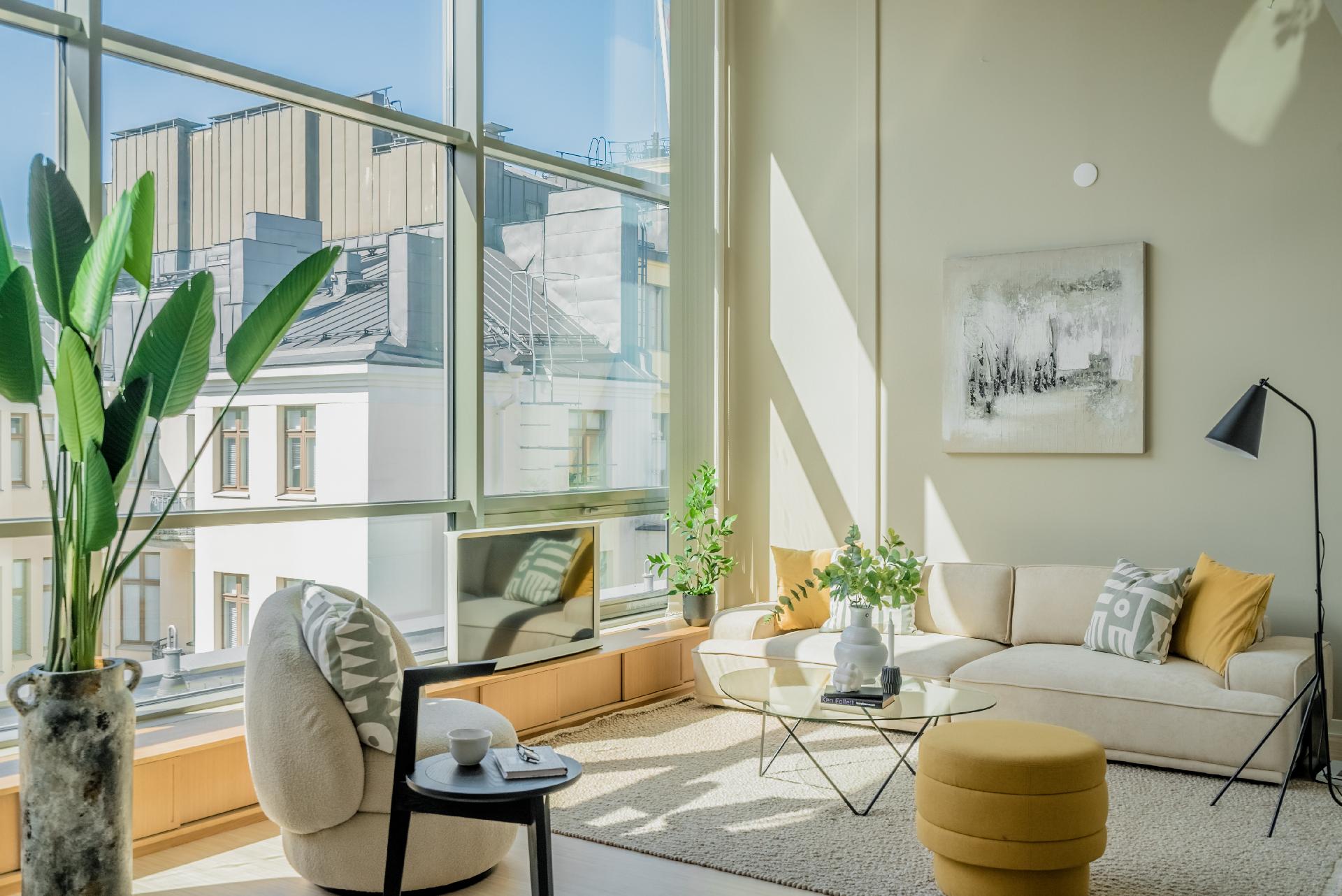 Mikonkatu 11, Kluuvi, Helsinki