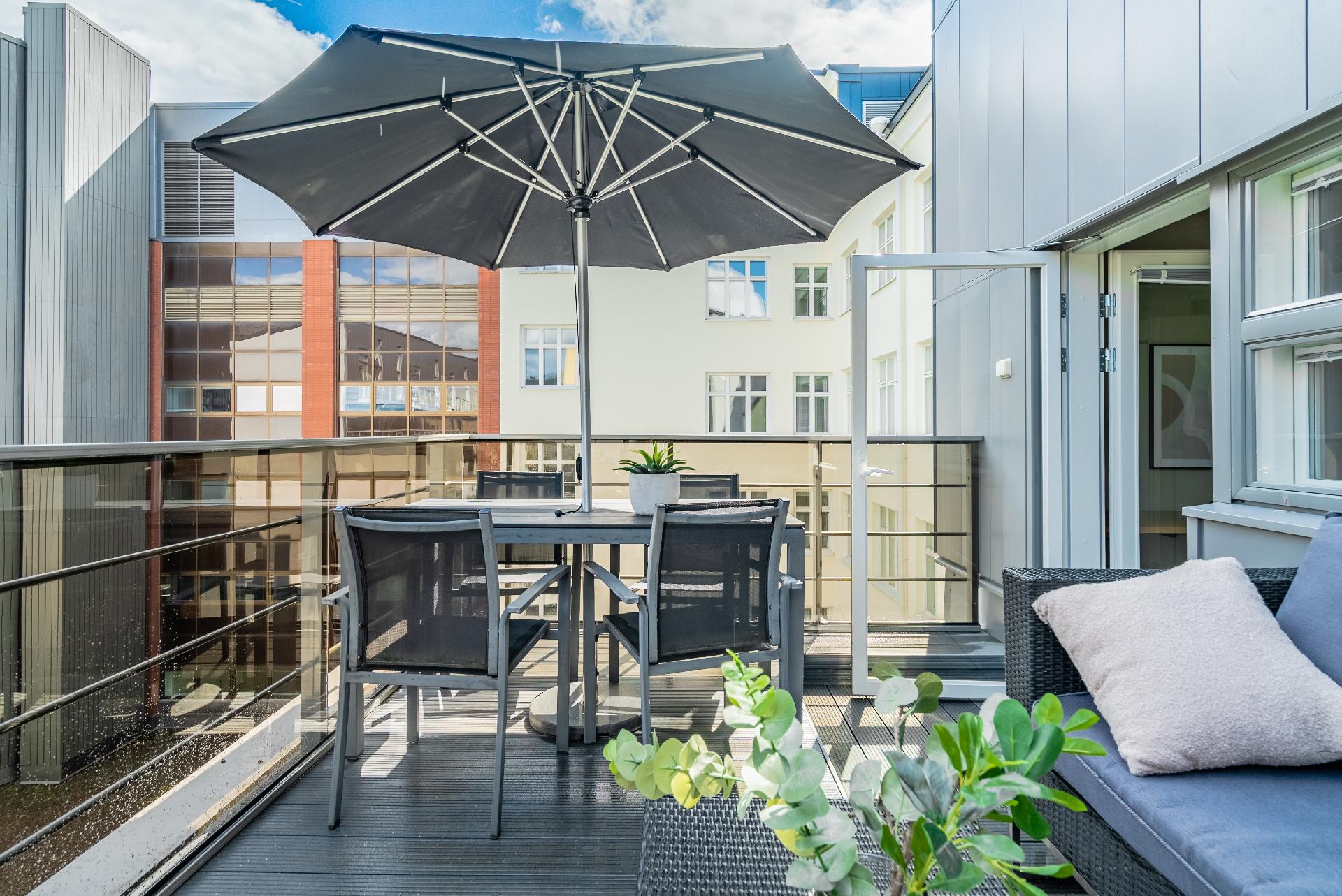 Mikonkatu 11, Kluuvi, Helsinki