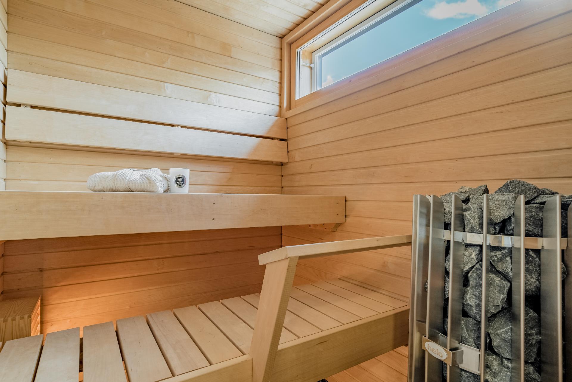 Mikonkatu 11, Kluuvi, Helsinki