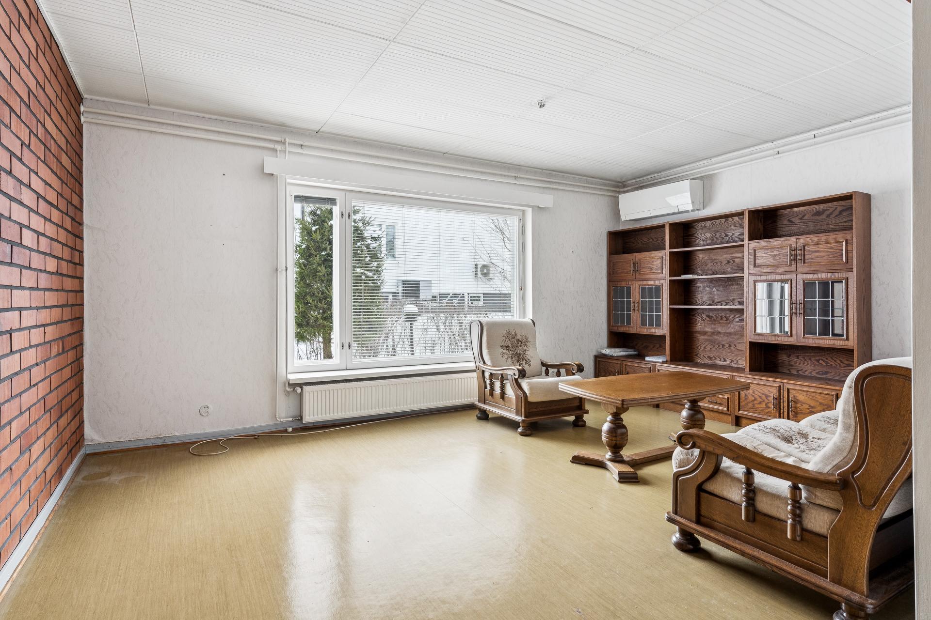 Sateenkaarentie 24, Suutarila, Helsinki