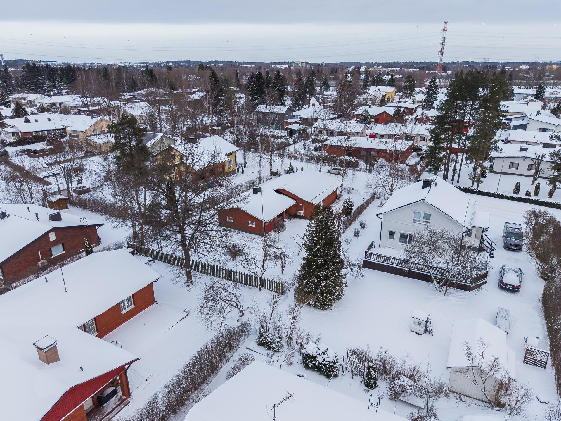 Sateenkaarentie 24, Suutarila, Helsinki