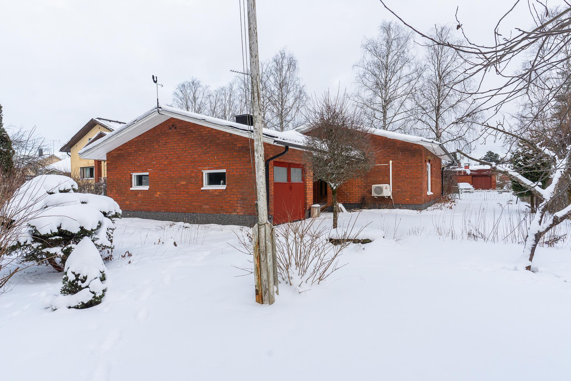 Sateenkaarentie 24, Suutarila, Helsinki