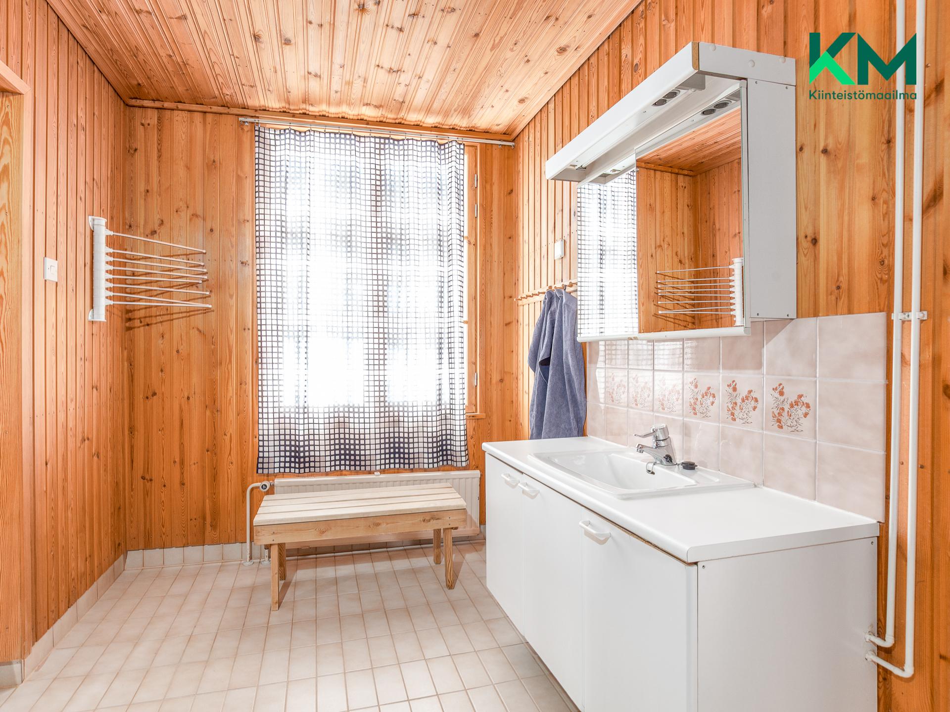 Punaportintie 17, Loppi, Loppi