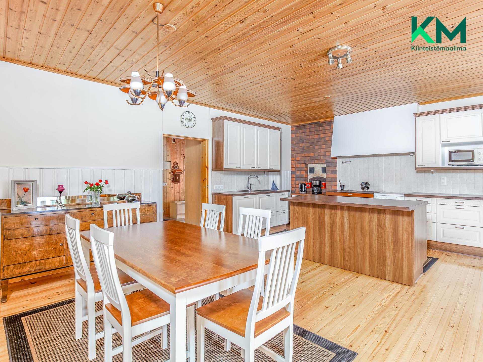 Punaportintie 17, Loppi, Loppi