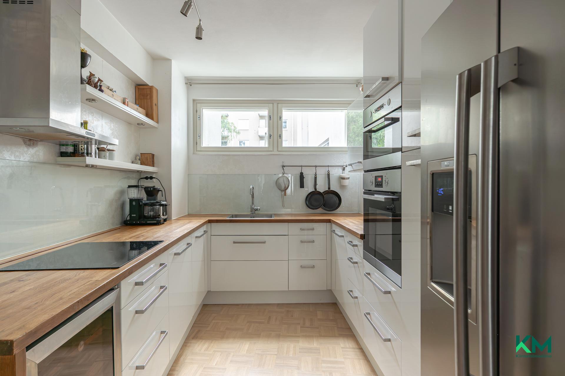 Munkkiniemen puistotie 19, Munkkiniemi, Helsinki