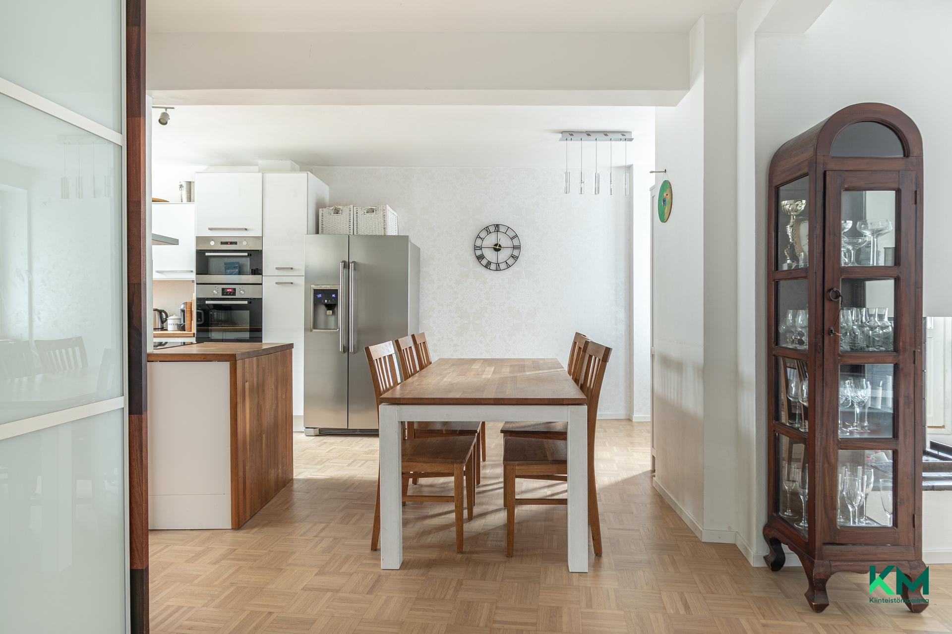 Munkkiniemen puistotie 19, Munkkiniemi, Helsinki