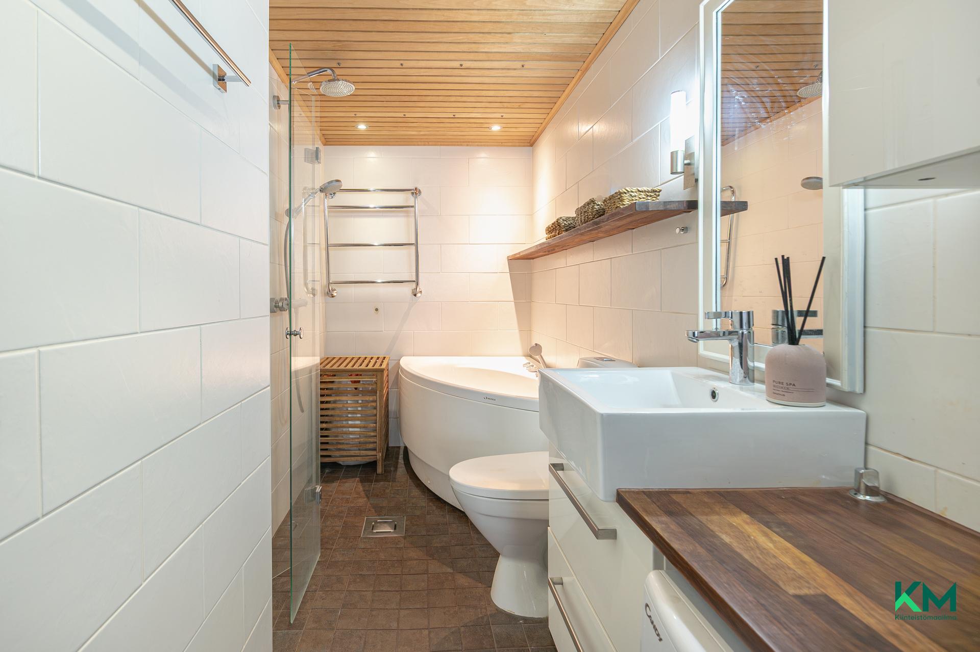 Munkkiniemen puistotie 19, Munkkiniemi, Helsinki