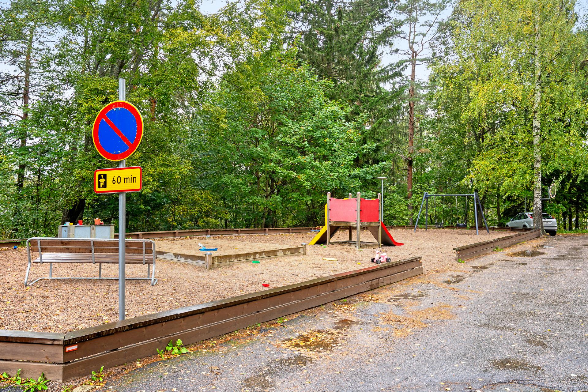 Poutamäentie 15, Pajamäki, Helsinki