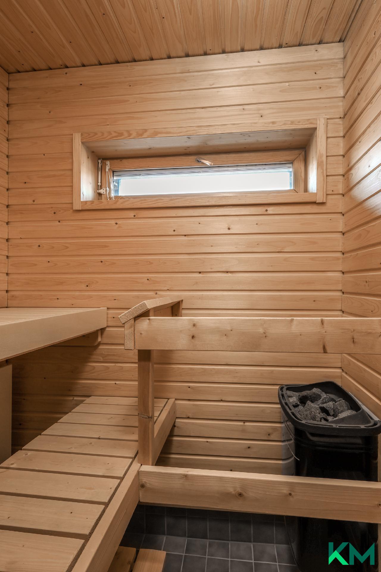 Ikkunallinen sauna