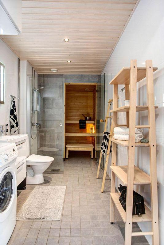 Taidemaalarinkatu 16, Kuninkaantammi, Helsinki