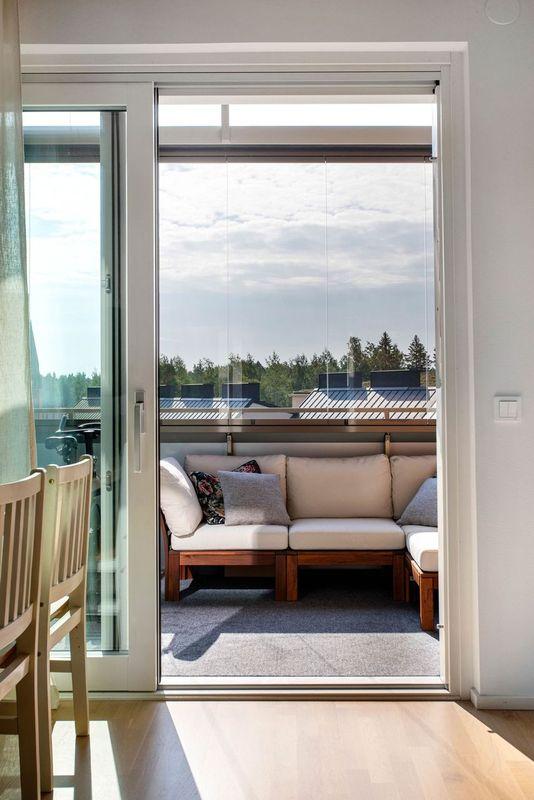 Taidemaalarinkatu 16, Kuninkaantammi, Helsinki