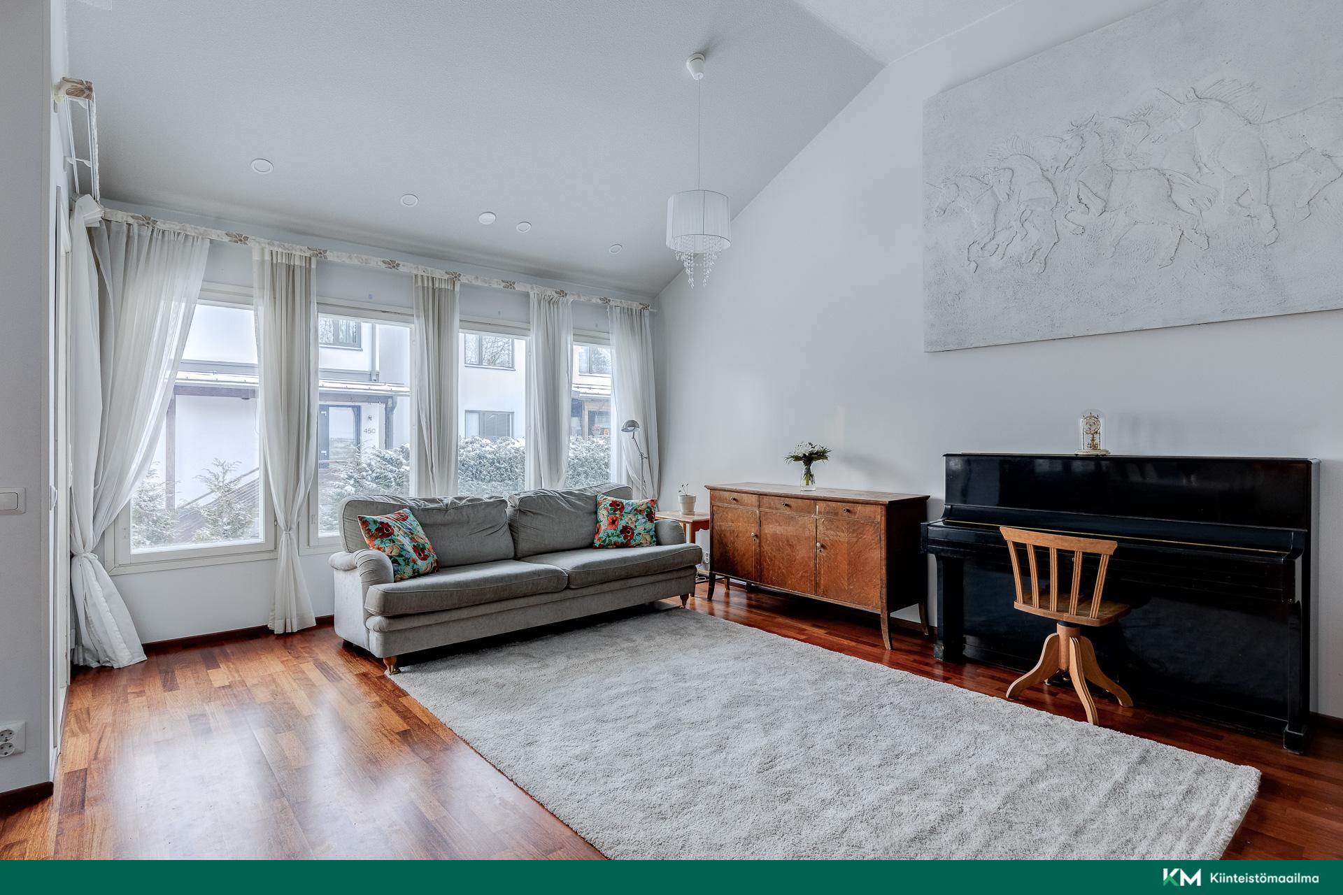 Pikkusuontie 14, Paloheinä, Helsinki