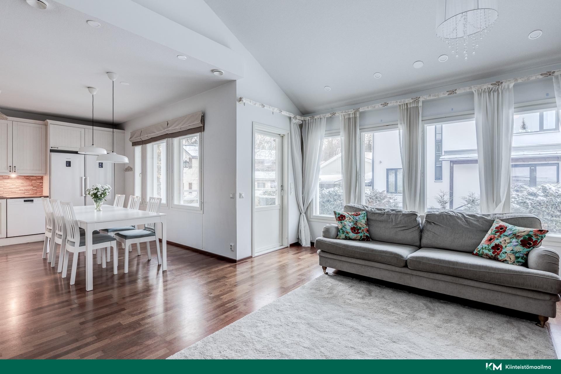 Pikkusuontie 14, Paloheinä, Helsinki