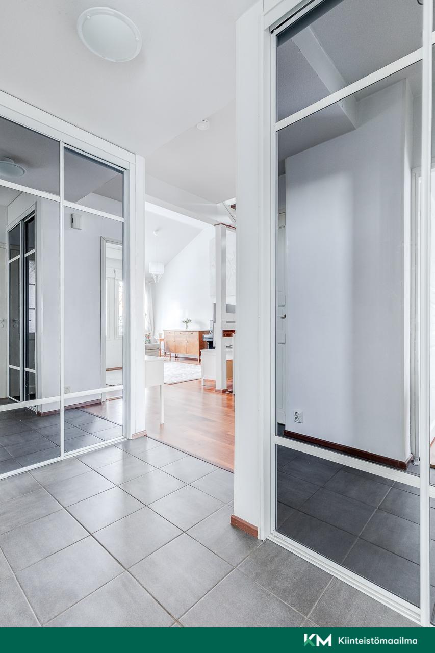 Pikkusuontie 14, Paloheinä, Helsinki