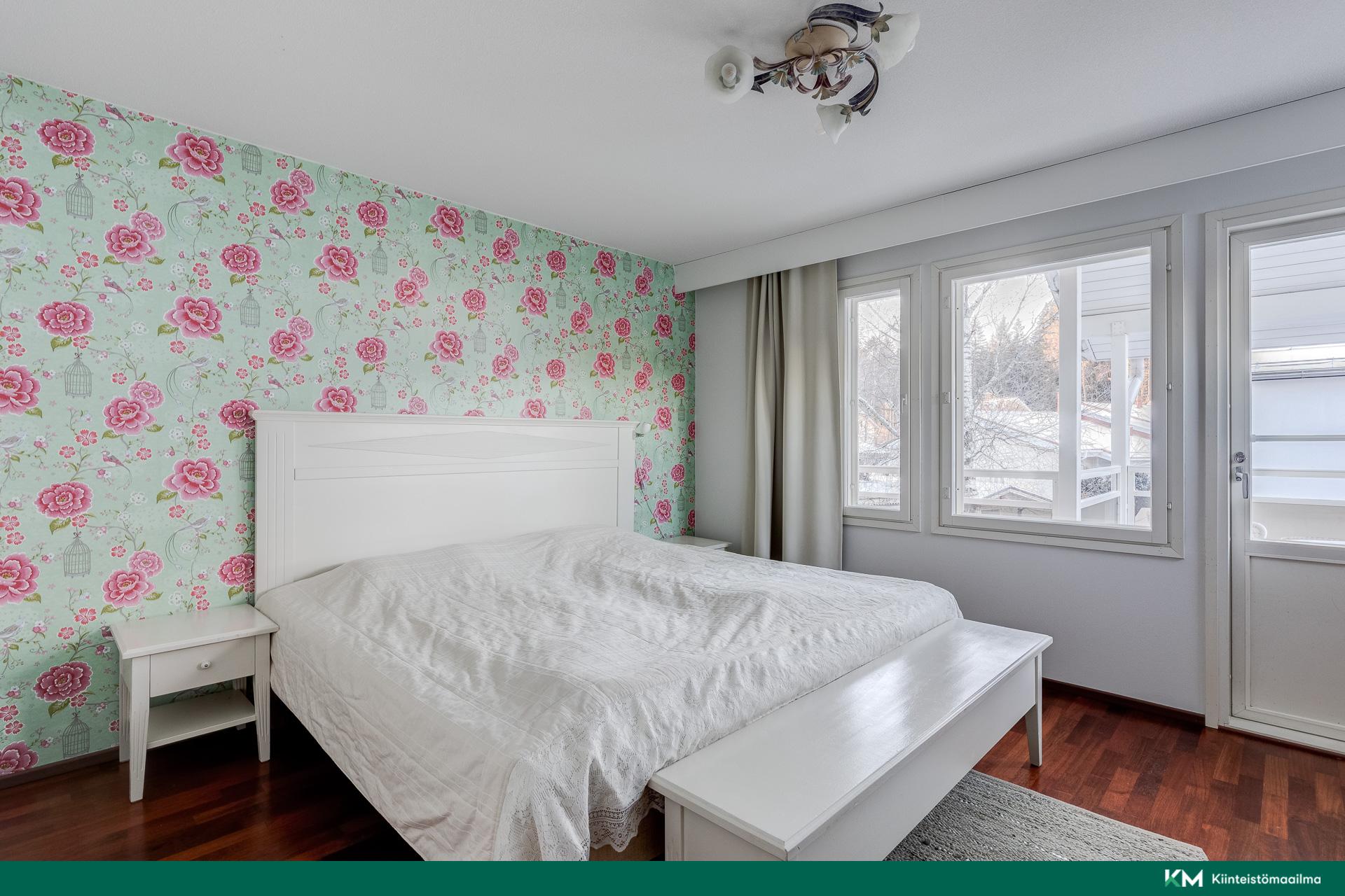 Pikkusuontie 14, Paloheinä, Helsinki