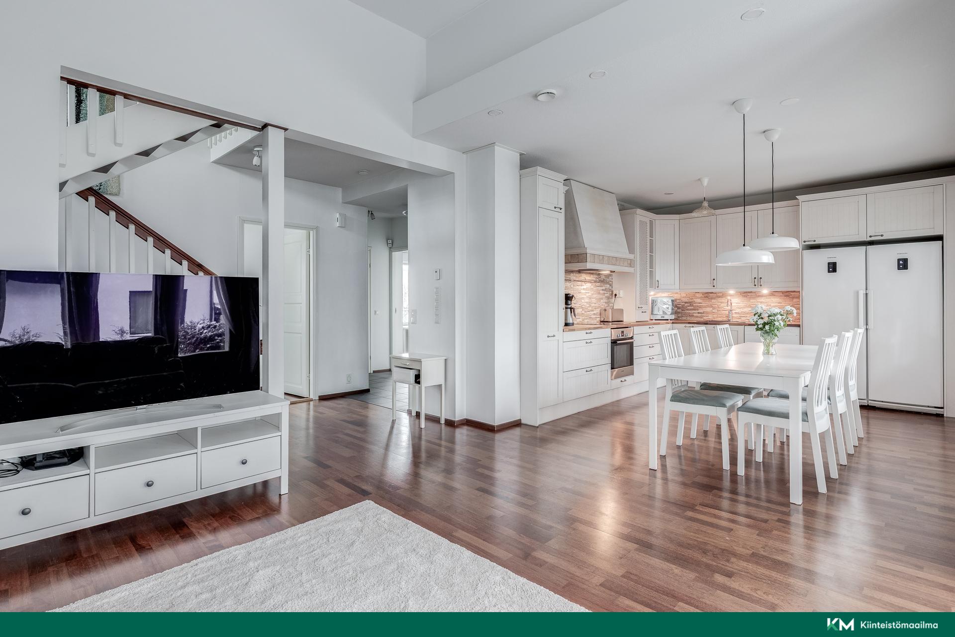 Pikkusuontie 14, Paloheinä, Helsinki