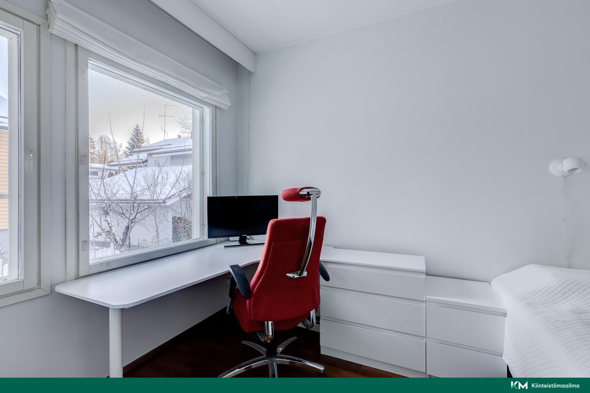 Pikkusuontie 14, Paloheinä, Helsinki