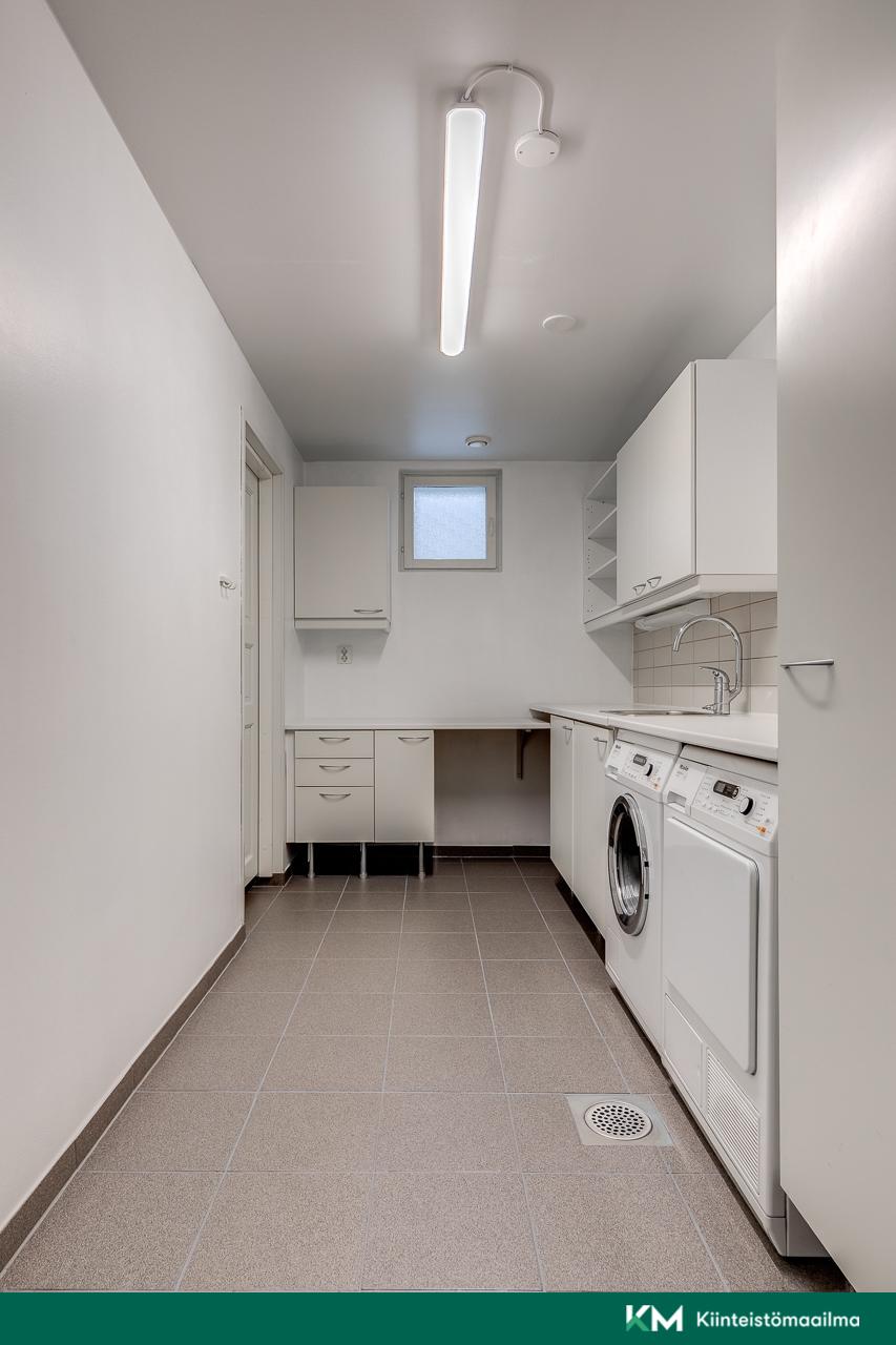 Pikkusuontie 14, Paloheinä, Helsinki