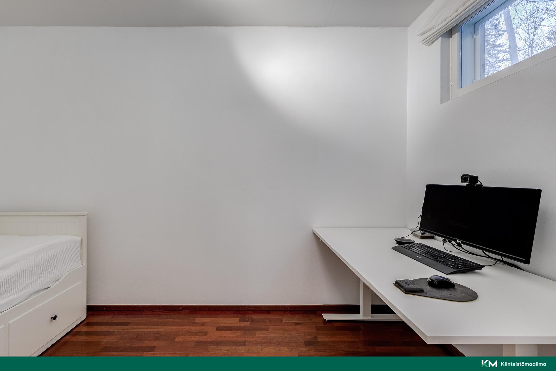 Pikkusuontie 14, Paloheinä, Helsinki