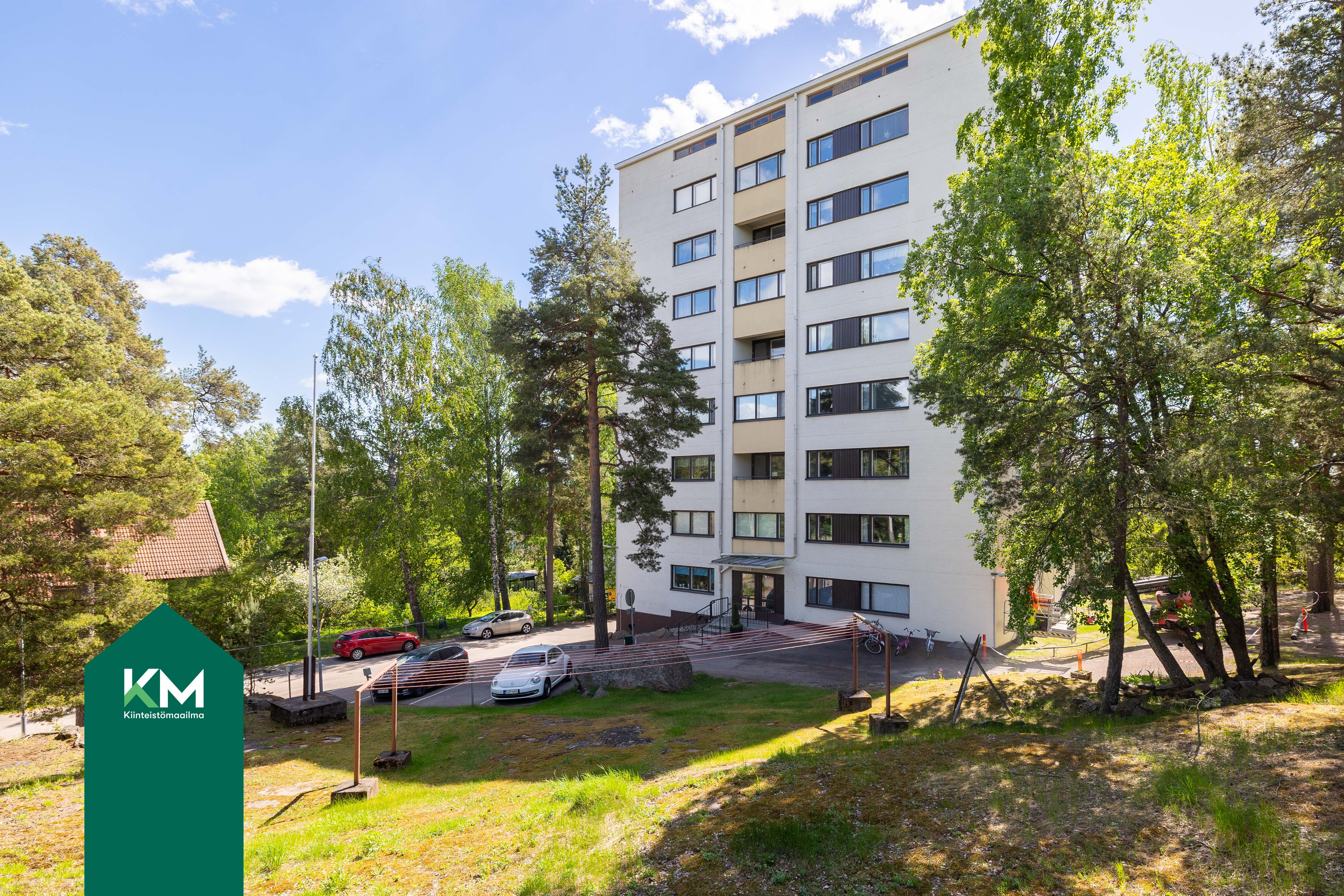 Pääskysentie 2A, Metsola, Kotka