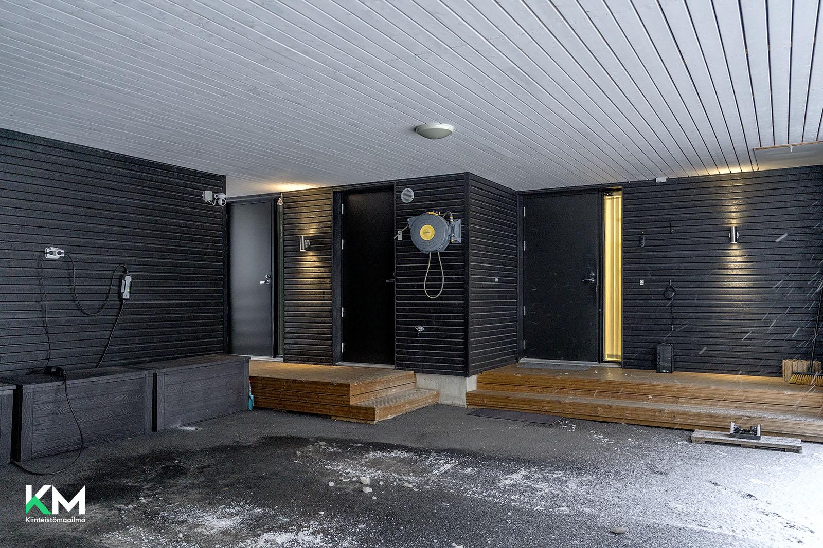 Palloilijantie 17, Kivikkokangas, Oulu