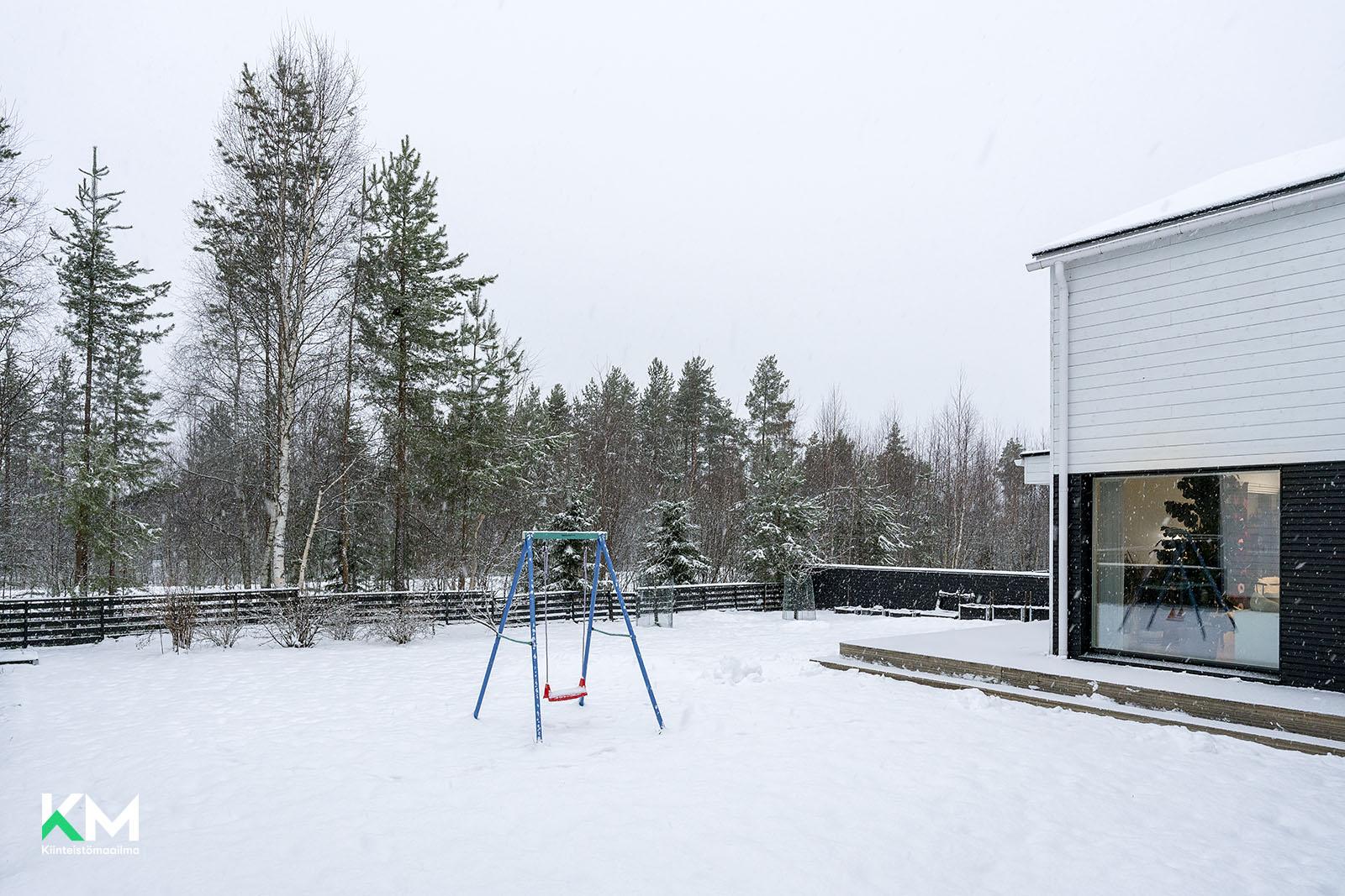 Palloilijantie 17, Kivikkokangas, Oulu