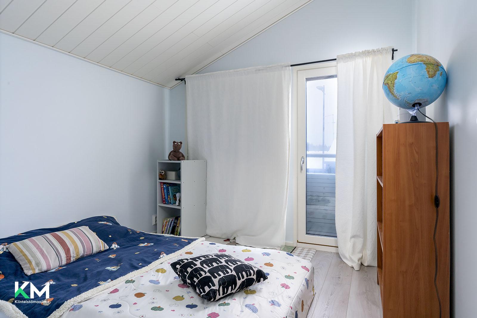 Palloilijantie 17, Kivikkokangas, Oulu