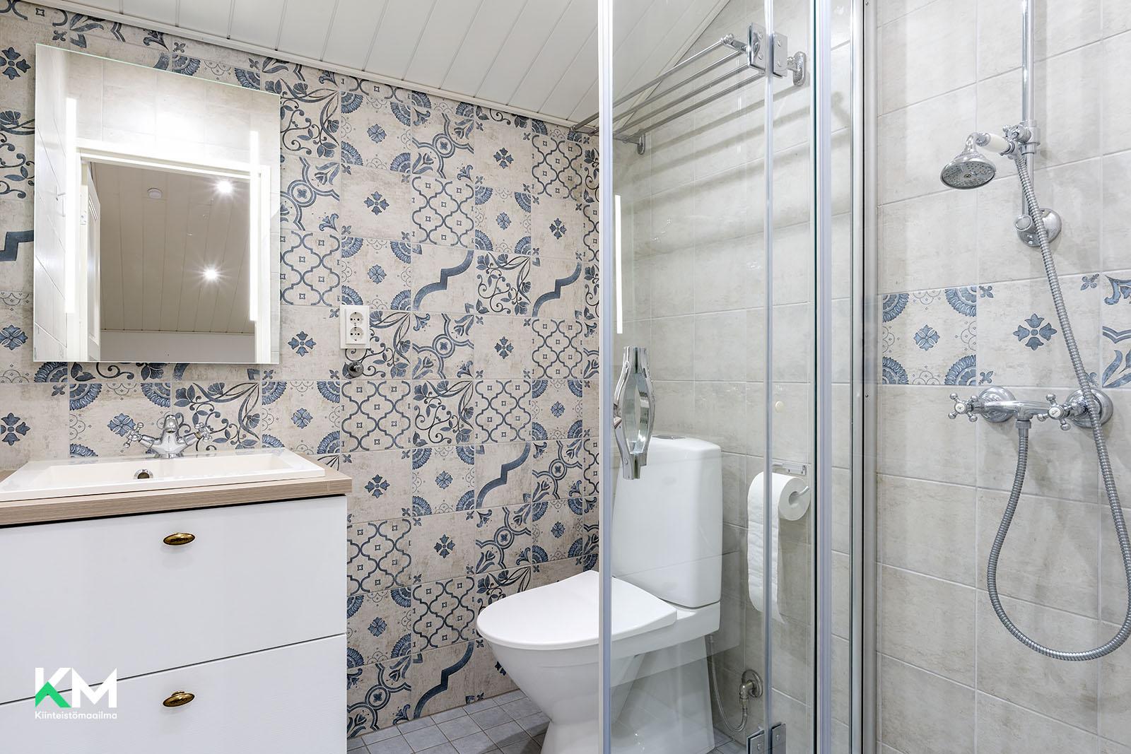 Palloilijantie 17, Kivikkokangas, Oulu