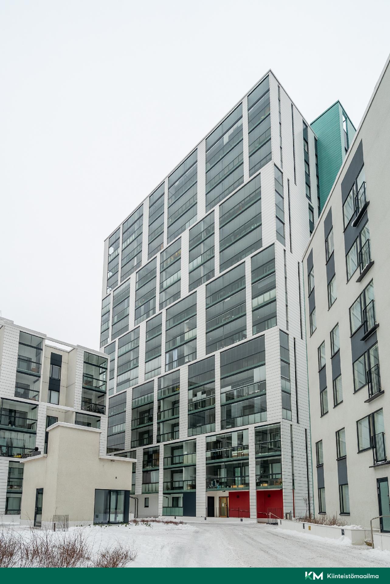 Sisäpihalta julkisivu