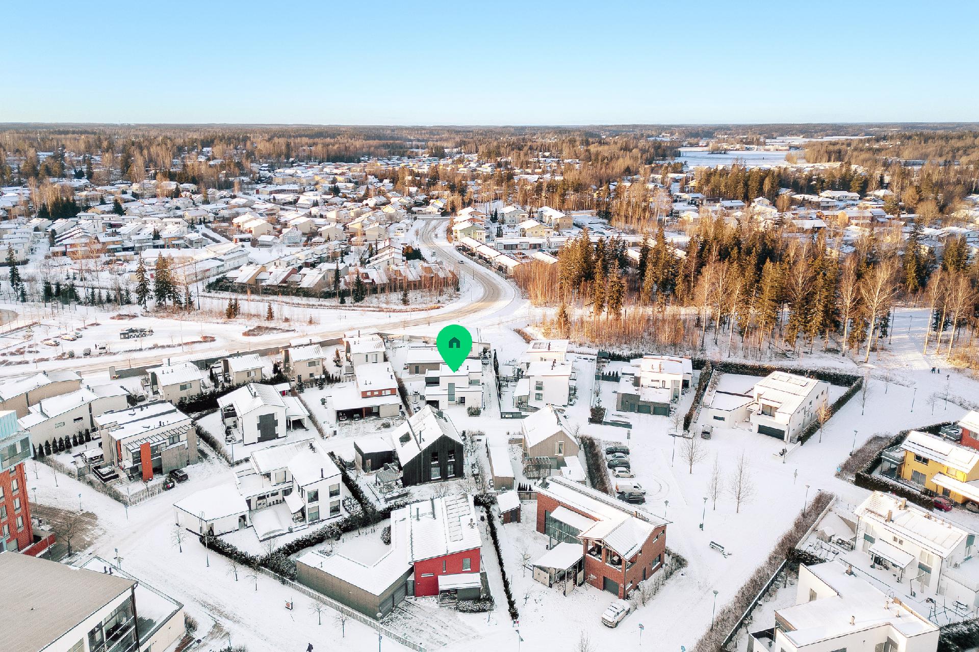 Rubiinikehä 25, Kivistö, Vantaa