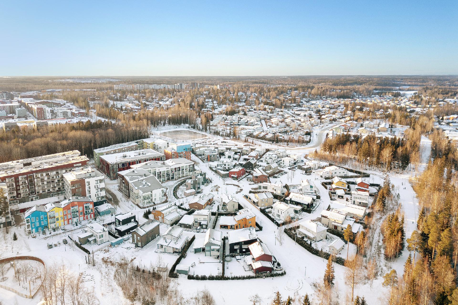 Rubiinikehä 25, Kivistö, Vantaa