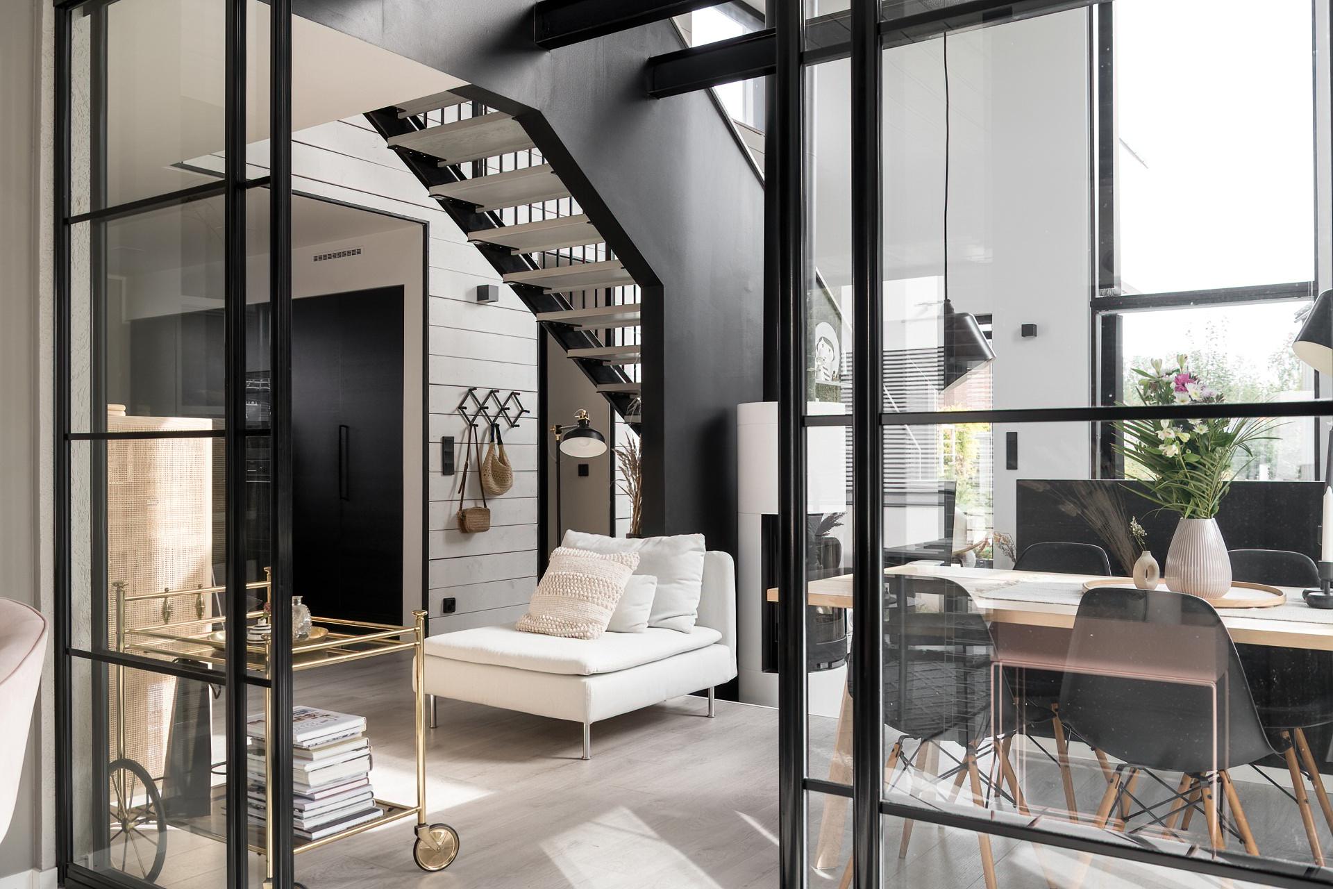 Rubiinikehä 25, Kivistö, Vantaa