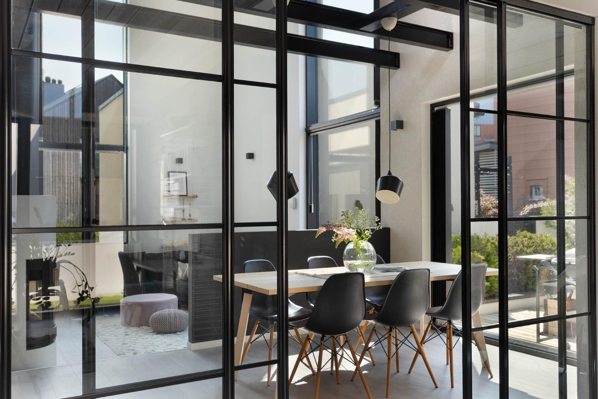 Rubiinikehä 25, Kivistö, Vantaa