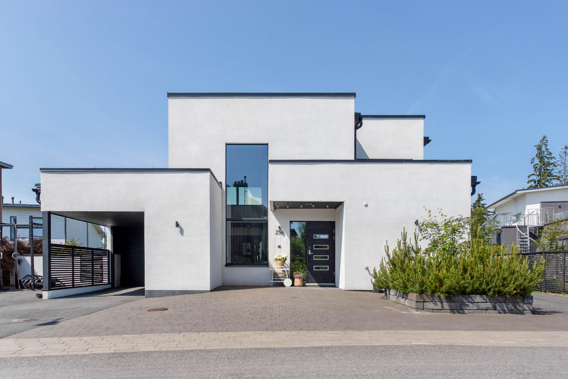 Rubiinikehä 25, Kivistö, Vantaa