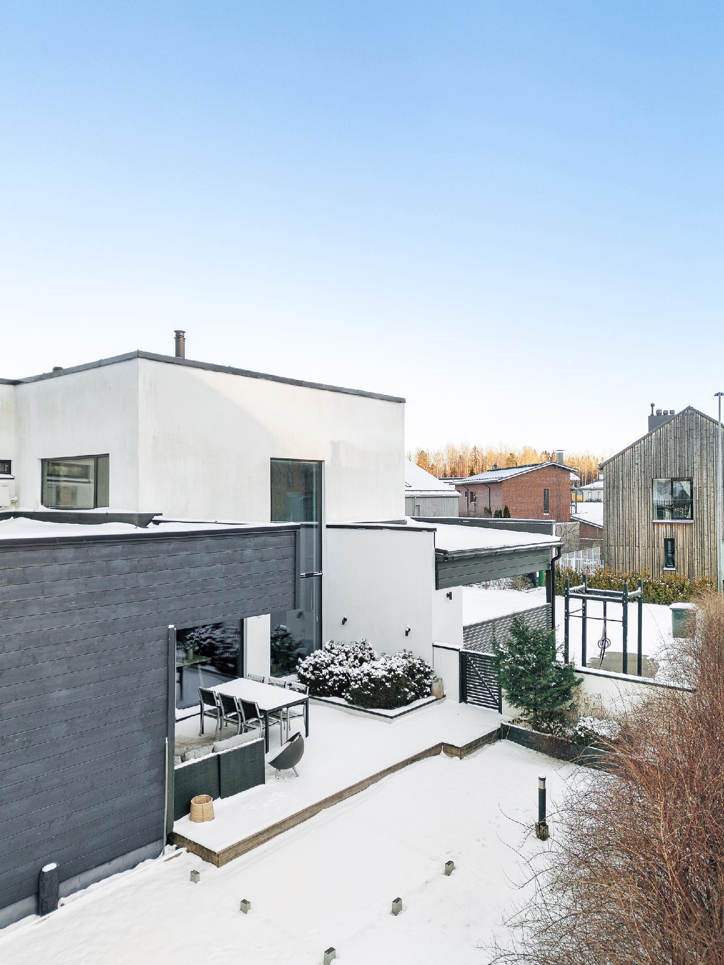 Rubiinikehä 25, Kivistö, Vantaa