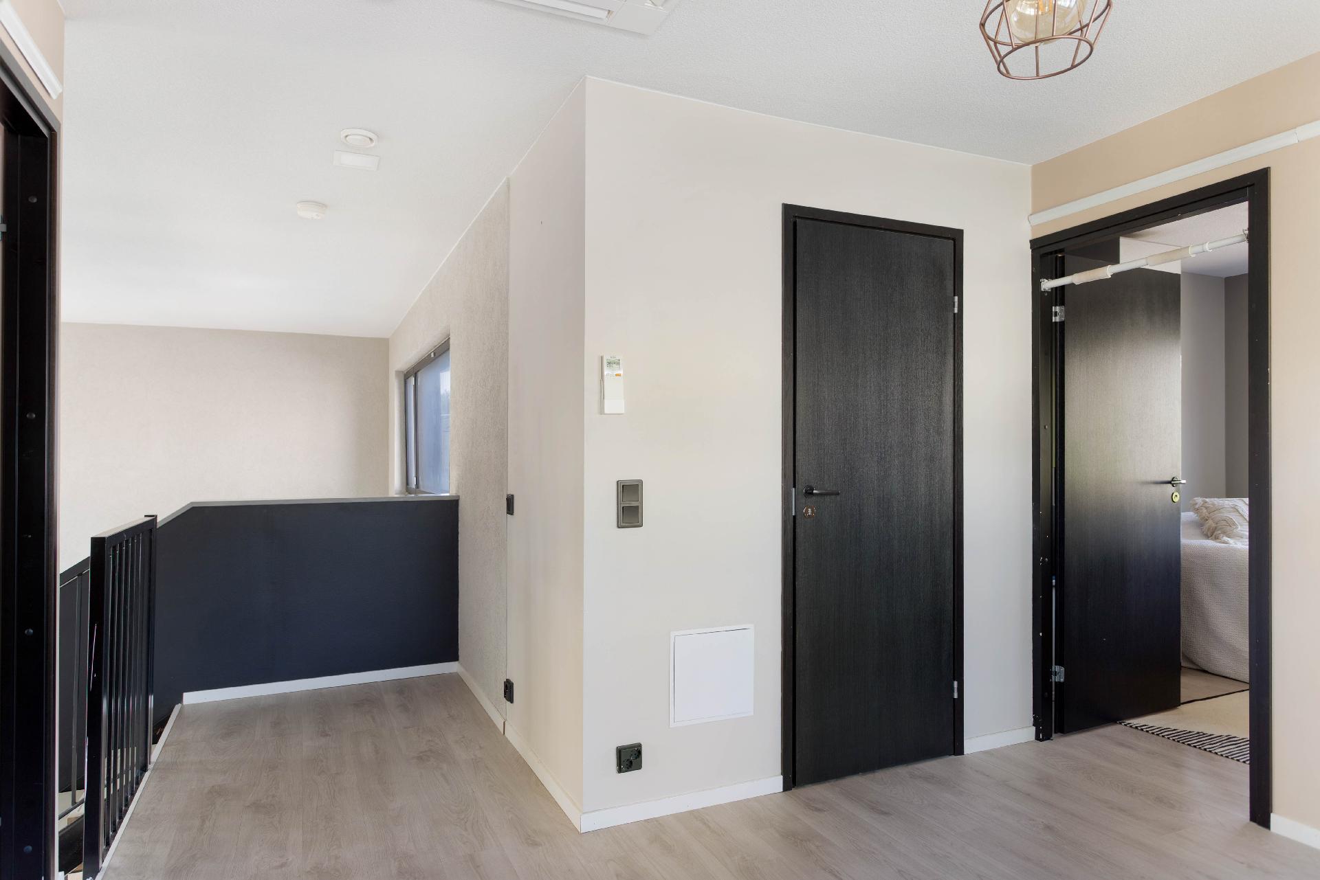 Rubiinikehä 25, Kivistö, Vantaa