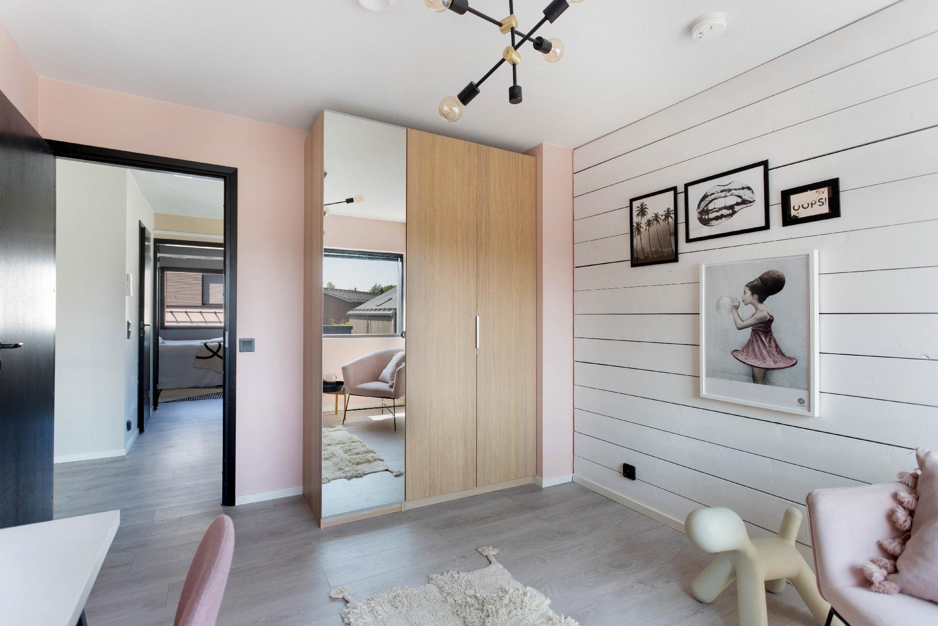 Rubiinikehä 25, Kivistö, Vantaa