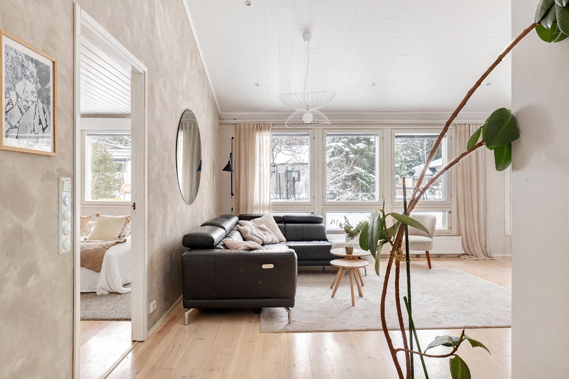 Karhutie 9, Jolkby, Kirkkonummi