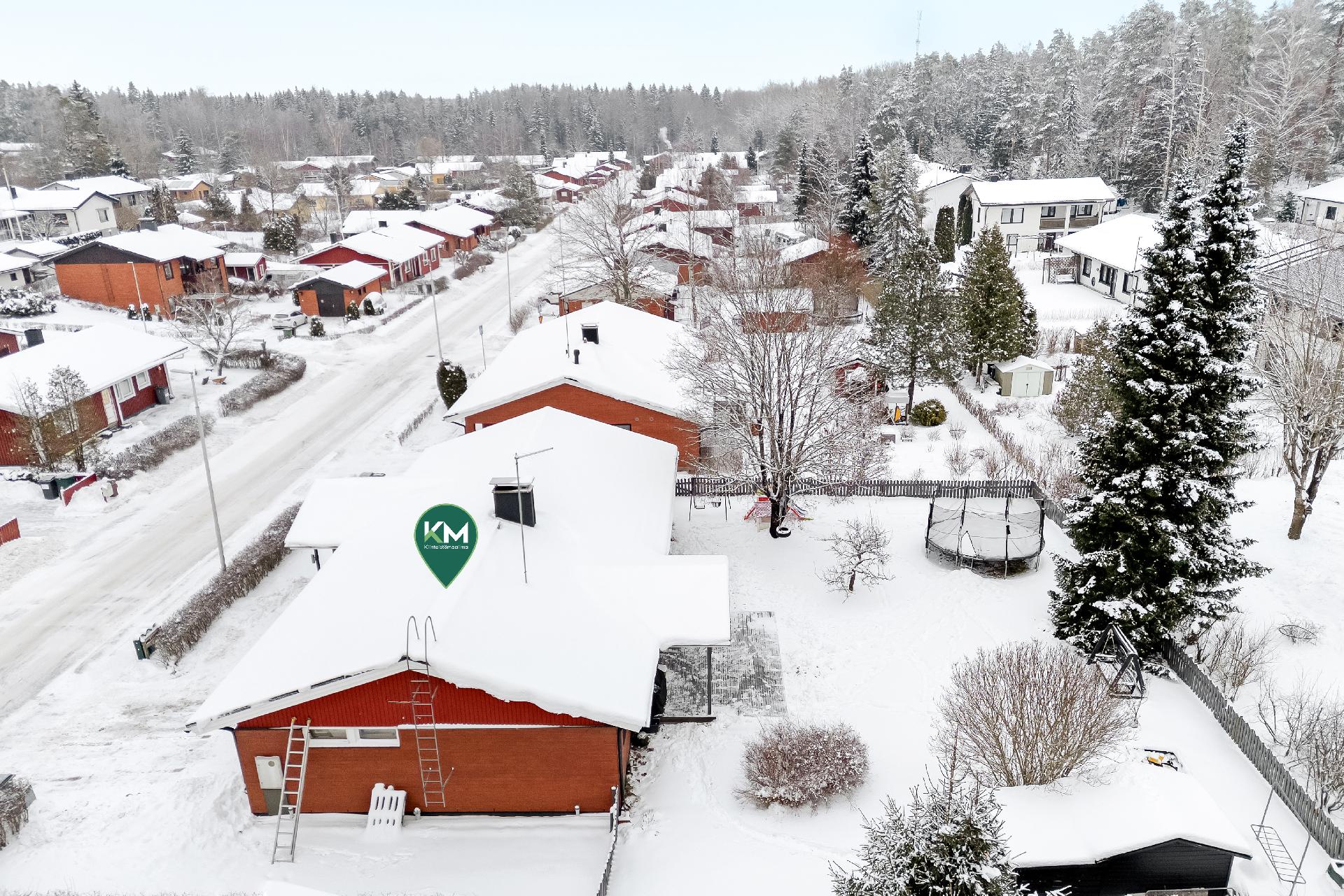 Karhutie 9, Jolkby, Kirkkonummi