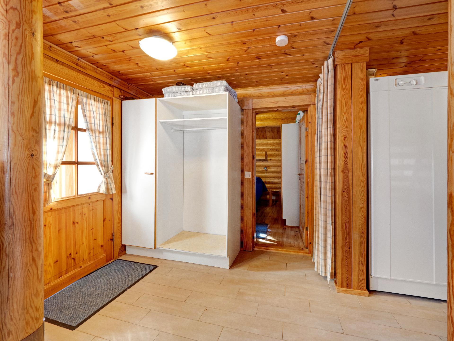 Mustarintasentie 6-10, Koli, Lieksa