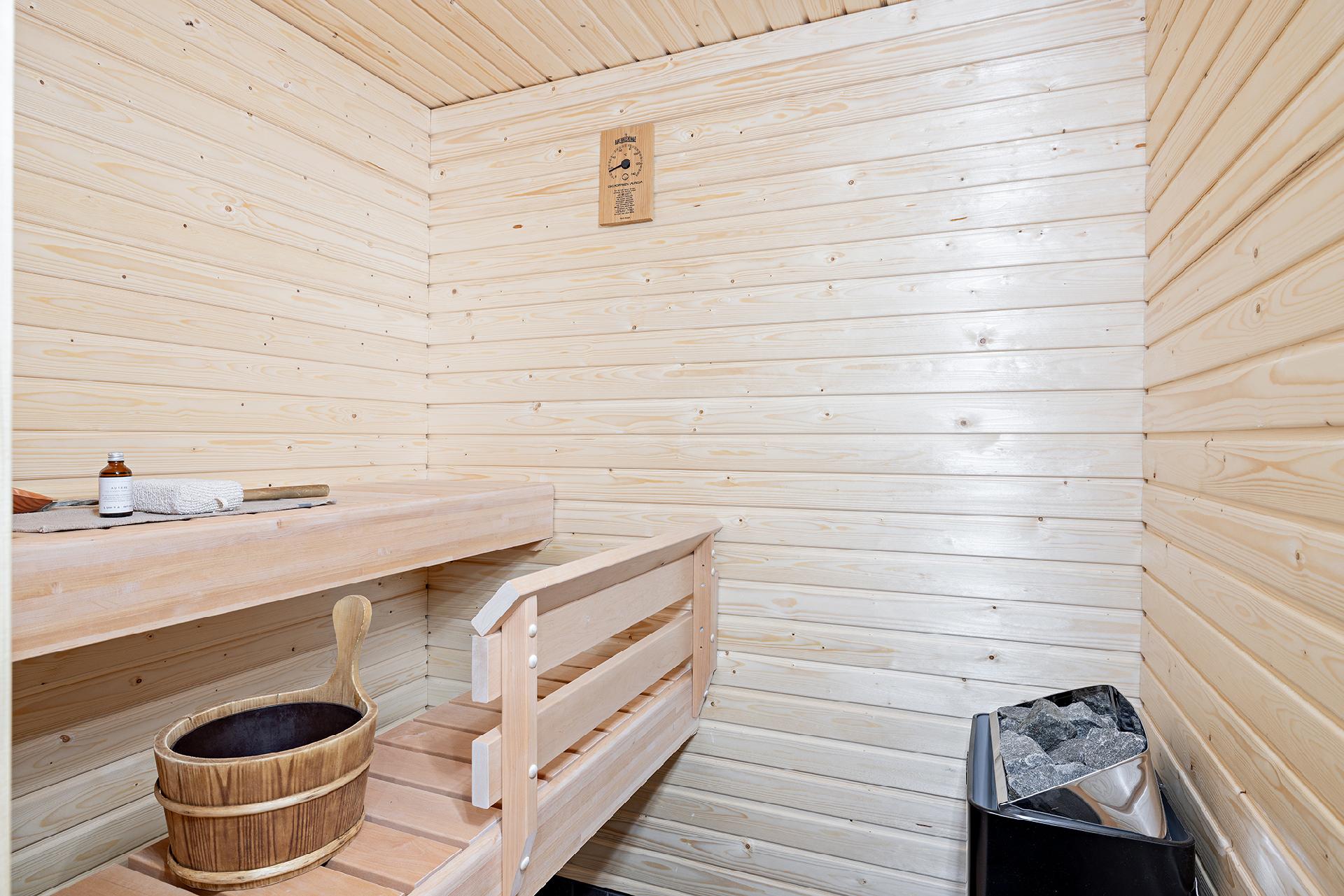 Rommakkokatu 11, Heinäpää, Oulu