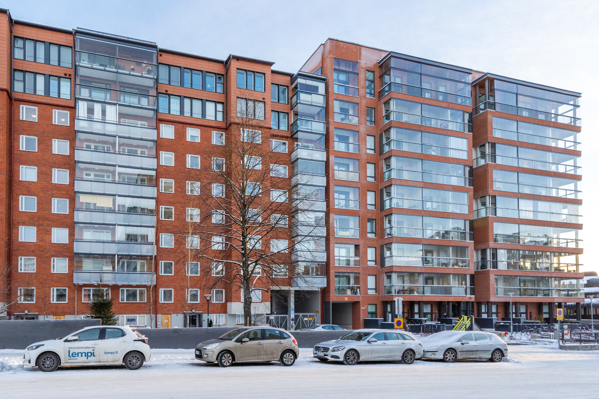 Mustanlahdenkatu 19, Amuri, Tampere