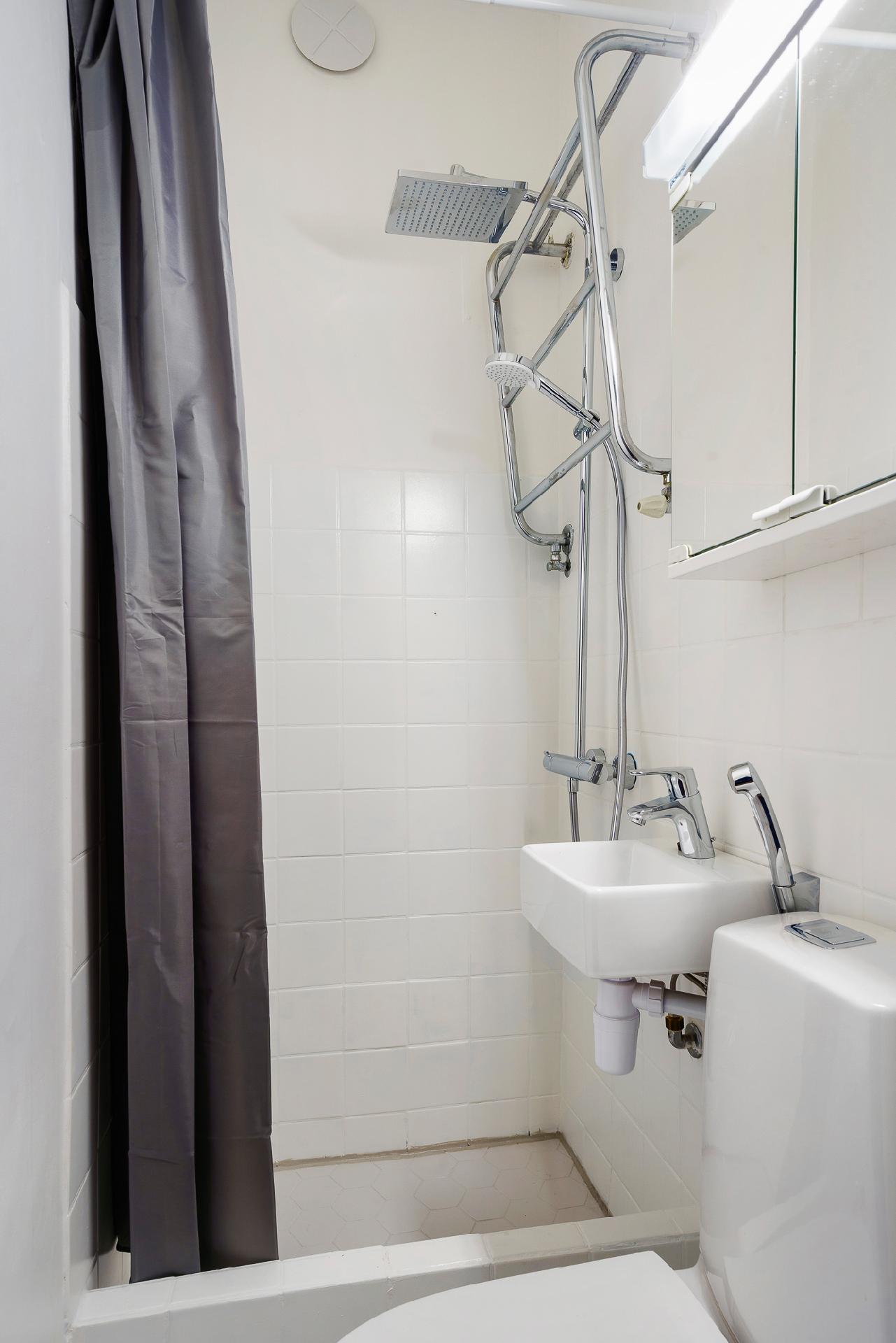 Kolmas Linja 7, Kallio, Helsinki