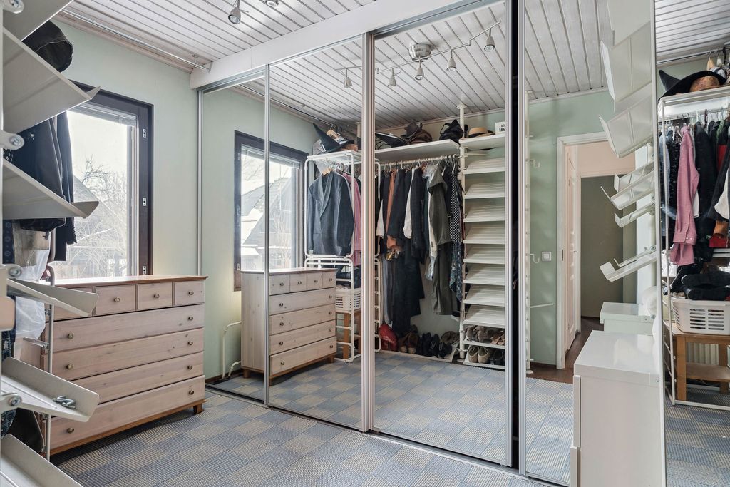 Kennotie 13, Puistola, Helsinki