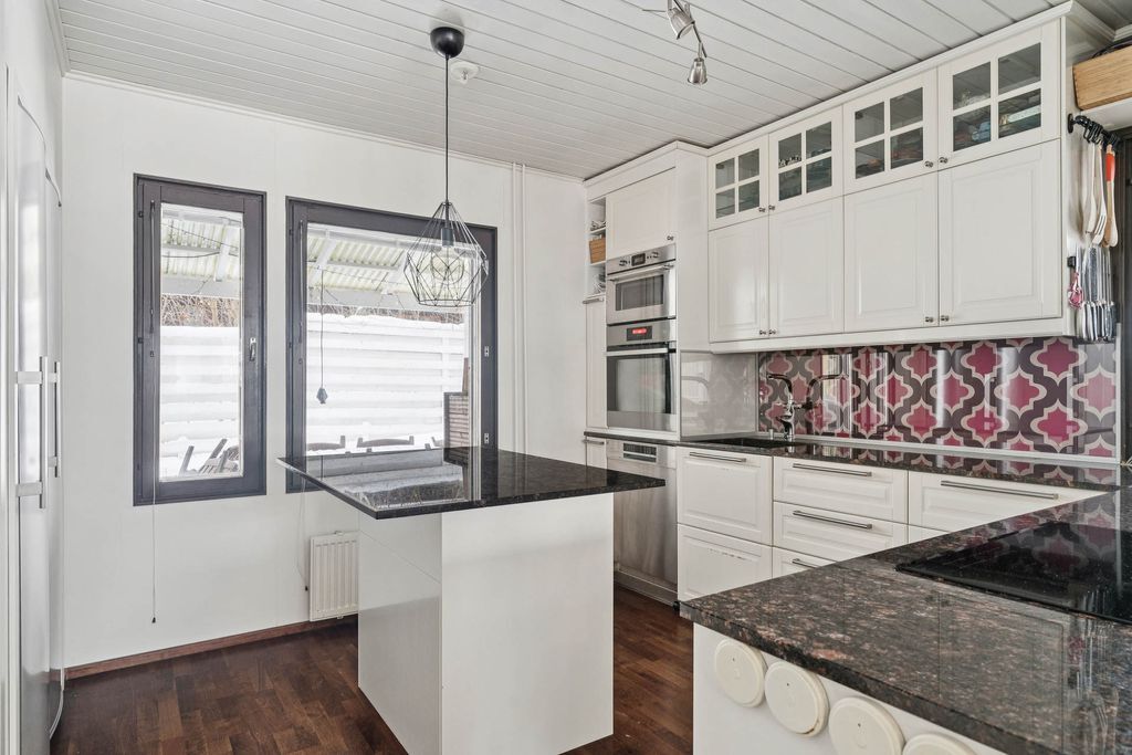 Kennotie 13, Puistola, Helsinki