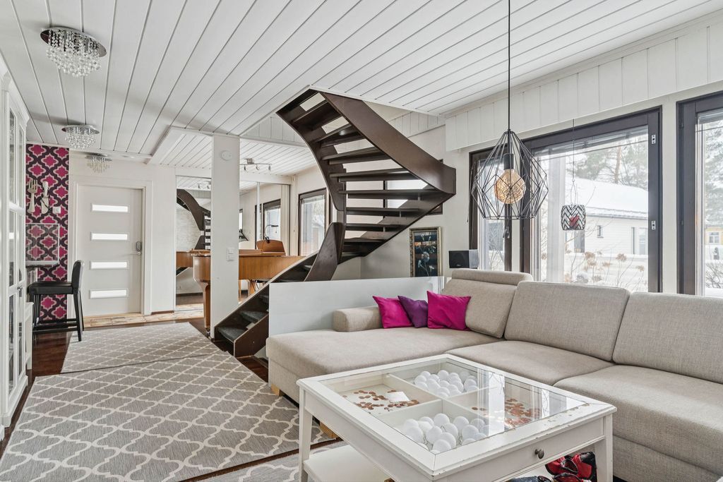 Kennotie 13, Puistola, Helsinki